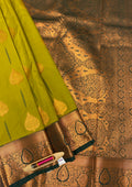 VSAS665 - meahandi green color body , bottle green color pallu , blouse.