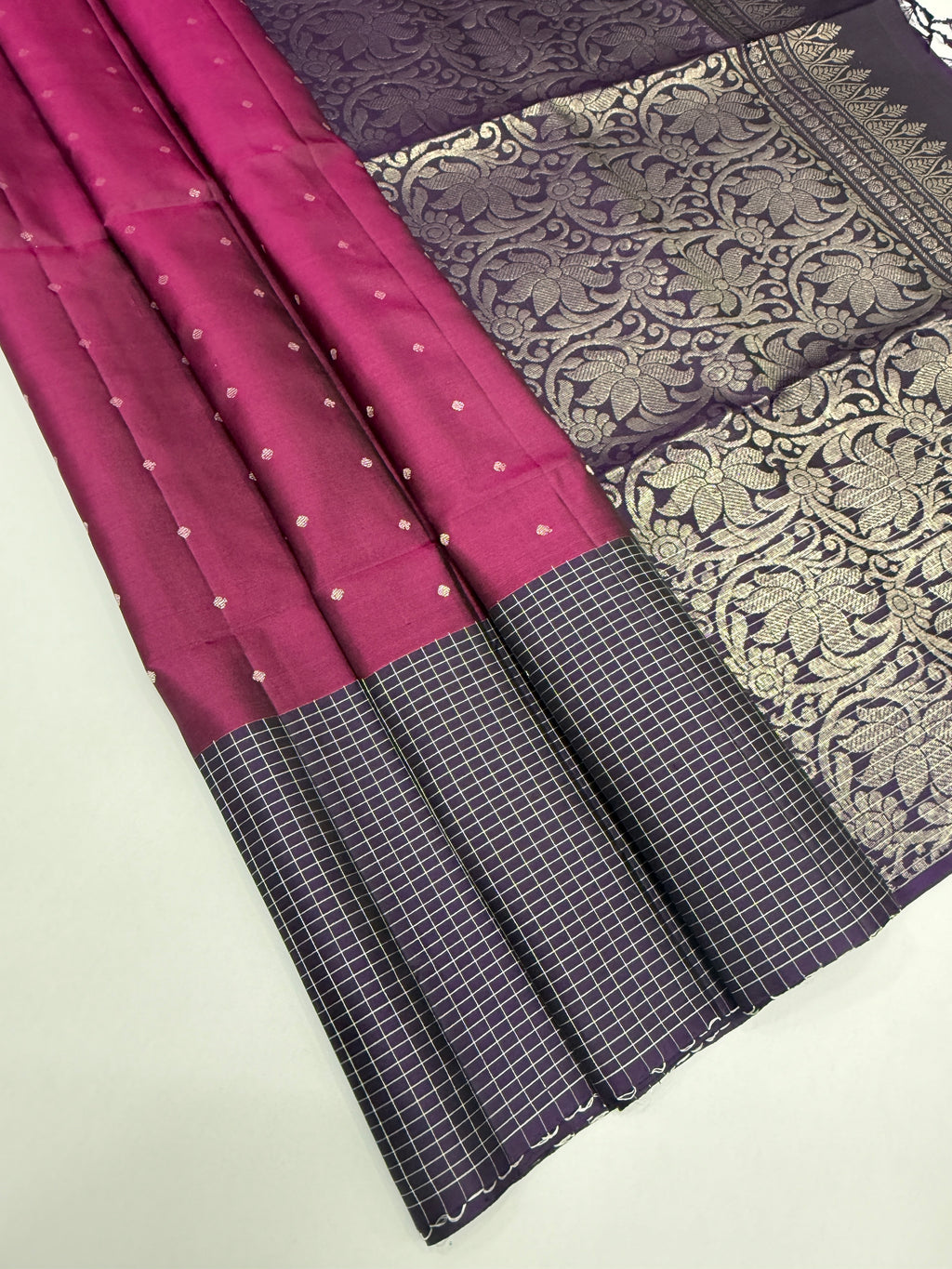 VST358 - purple color body , violet color pallu , blouse - Pure silk saree