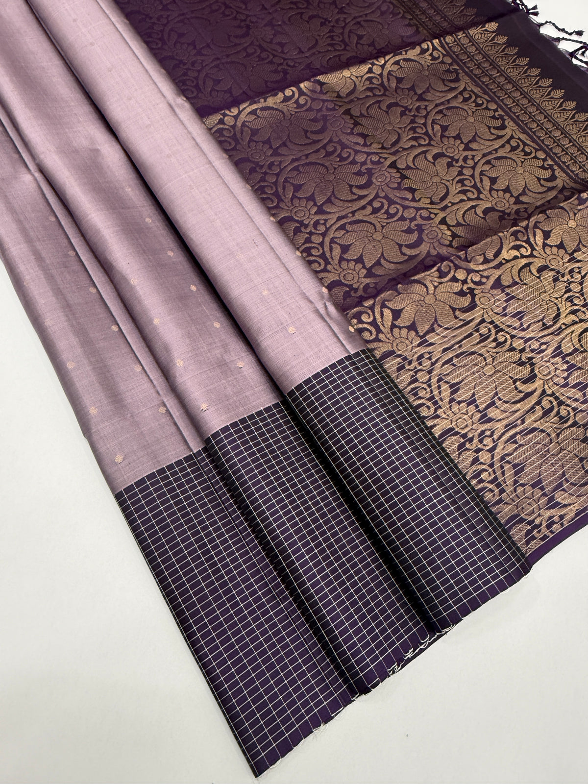 VST359 - light lavender color body , violet color pallu , blouse - Pure silk saree