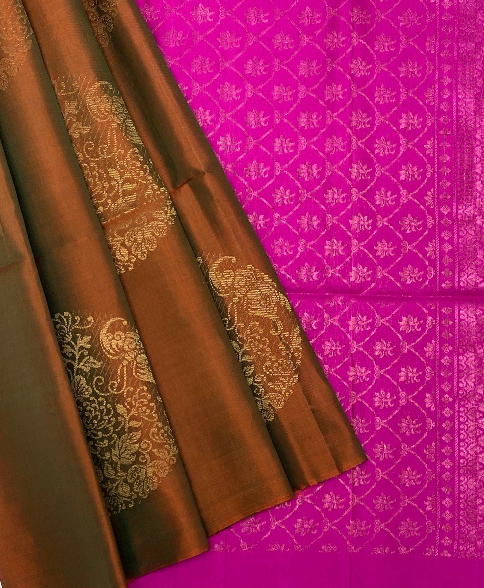 VSBP60 - honey brown (magenta with green) color body , magenta color pallu,blouse - Pure silk saree