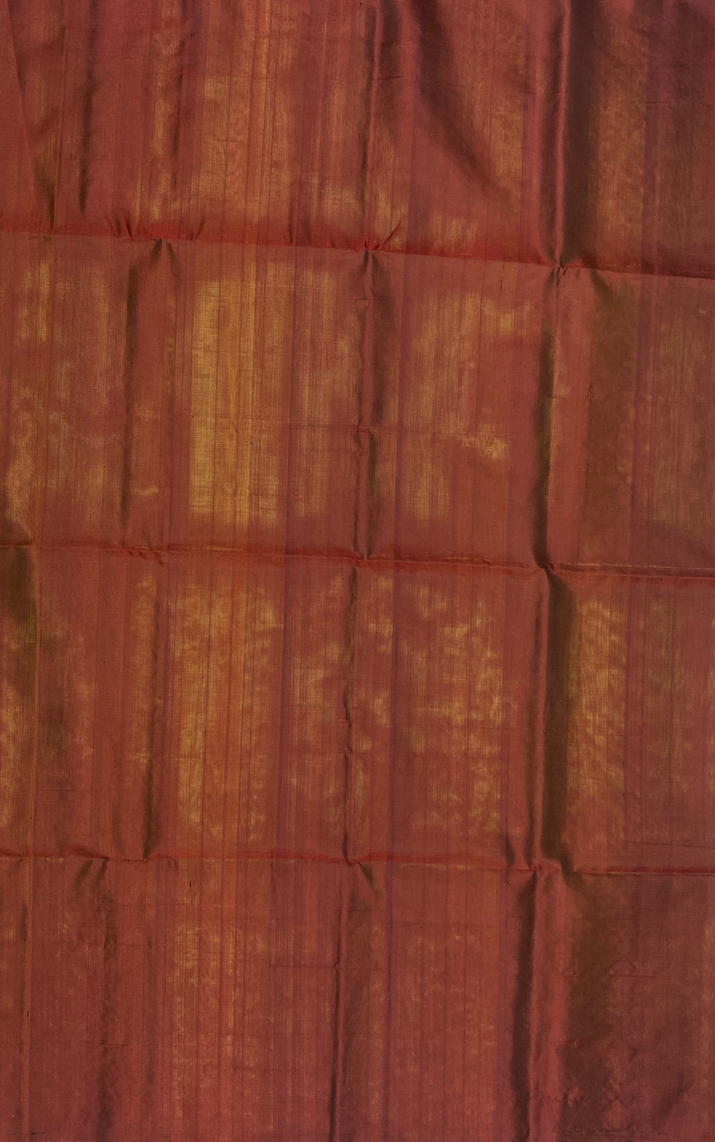 VSOH373 - parrot green color body &amp; maroon color pallu , blouse - Pure silk saree