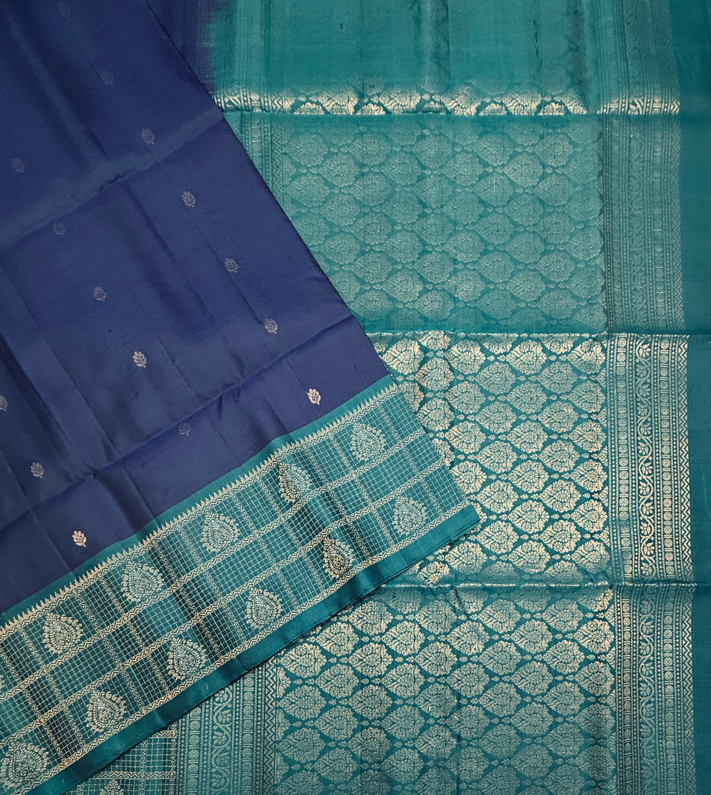 VST252 - navy blue color body , peacock blue color pallu , blouse - Pure silk saree
