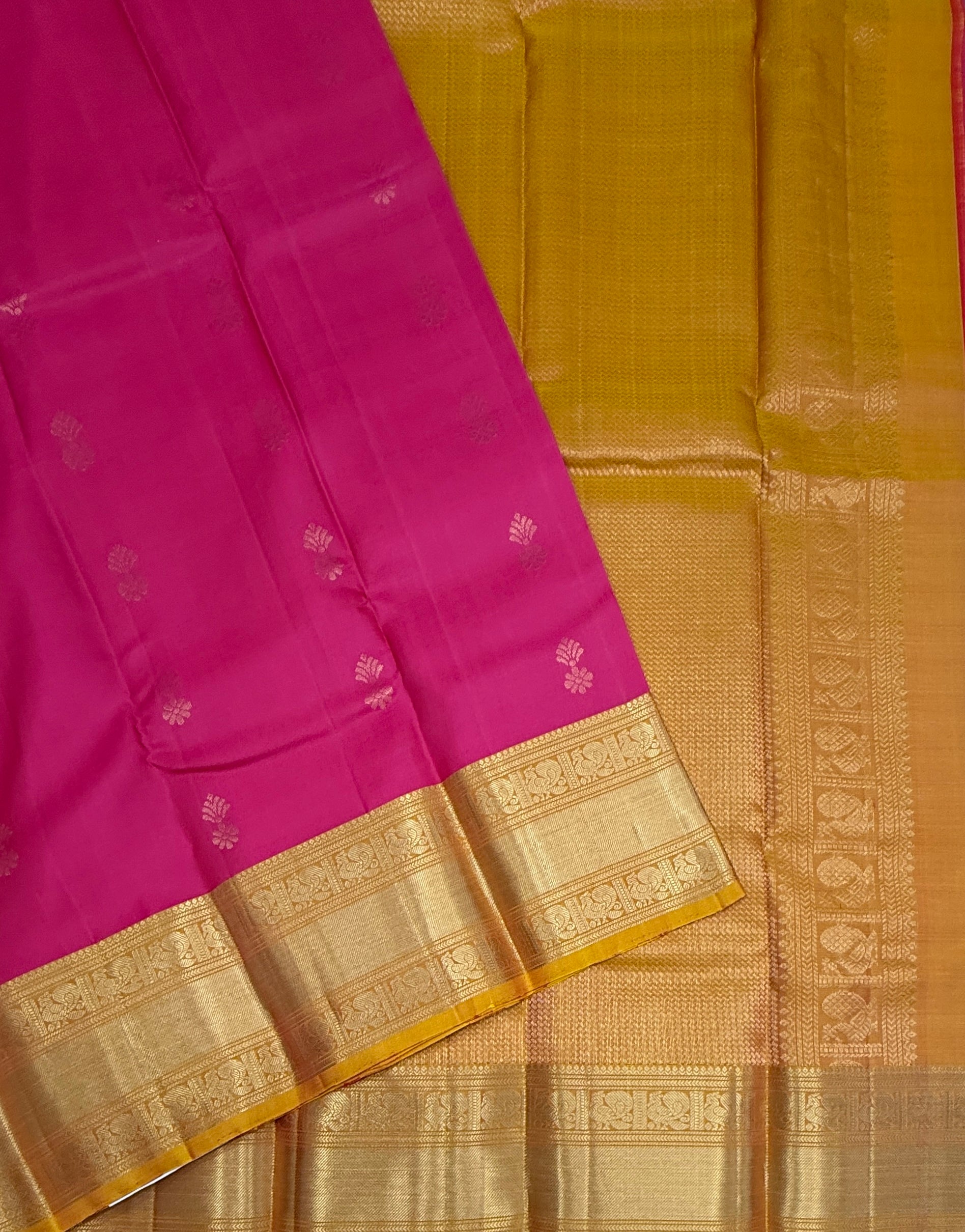 VSM62 - pink color body , mustard color pallu , blouse&nbsp;