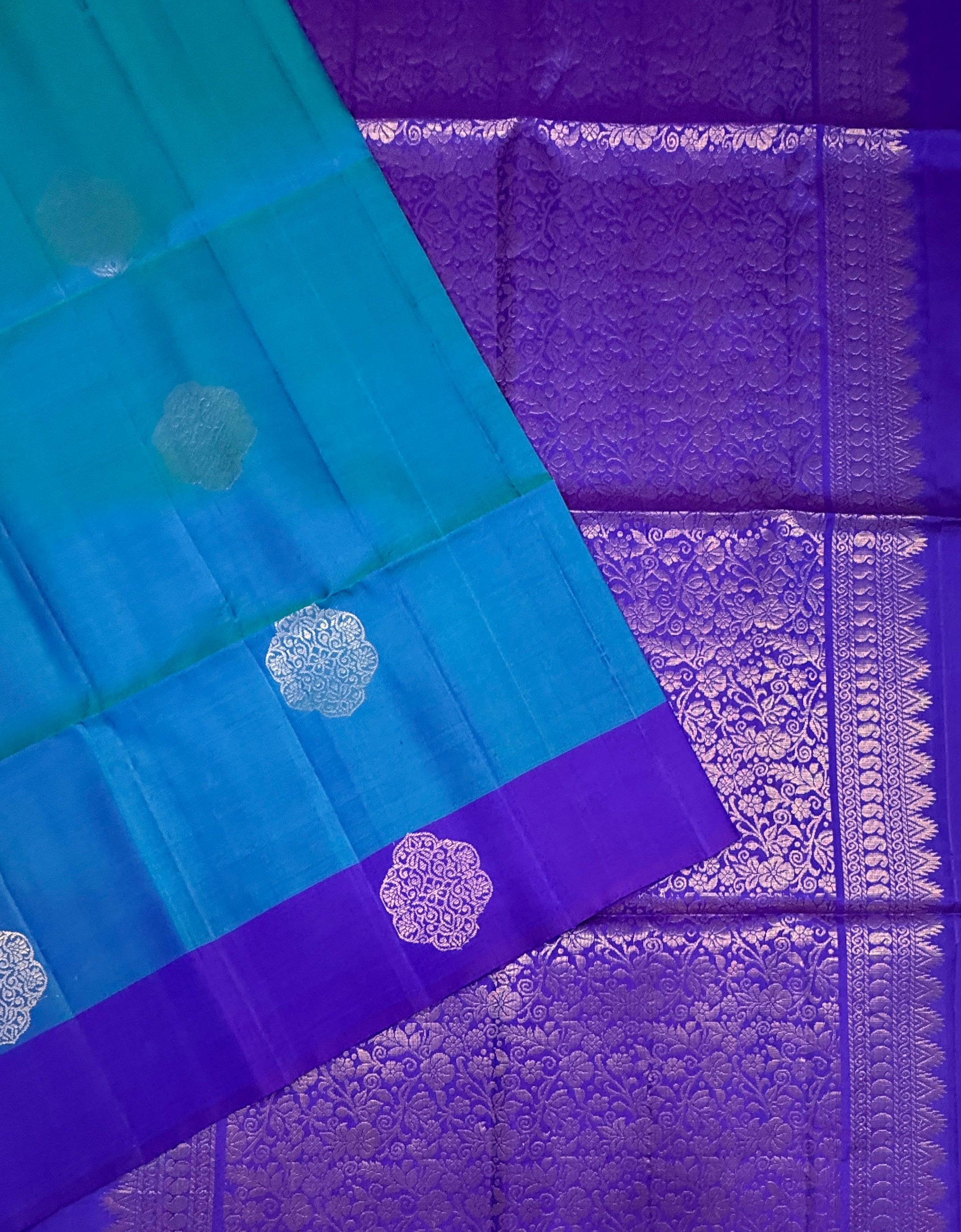VSCB632 - peacock blue color body , violet color pallu , blouse - Pure silk saree