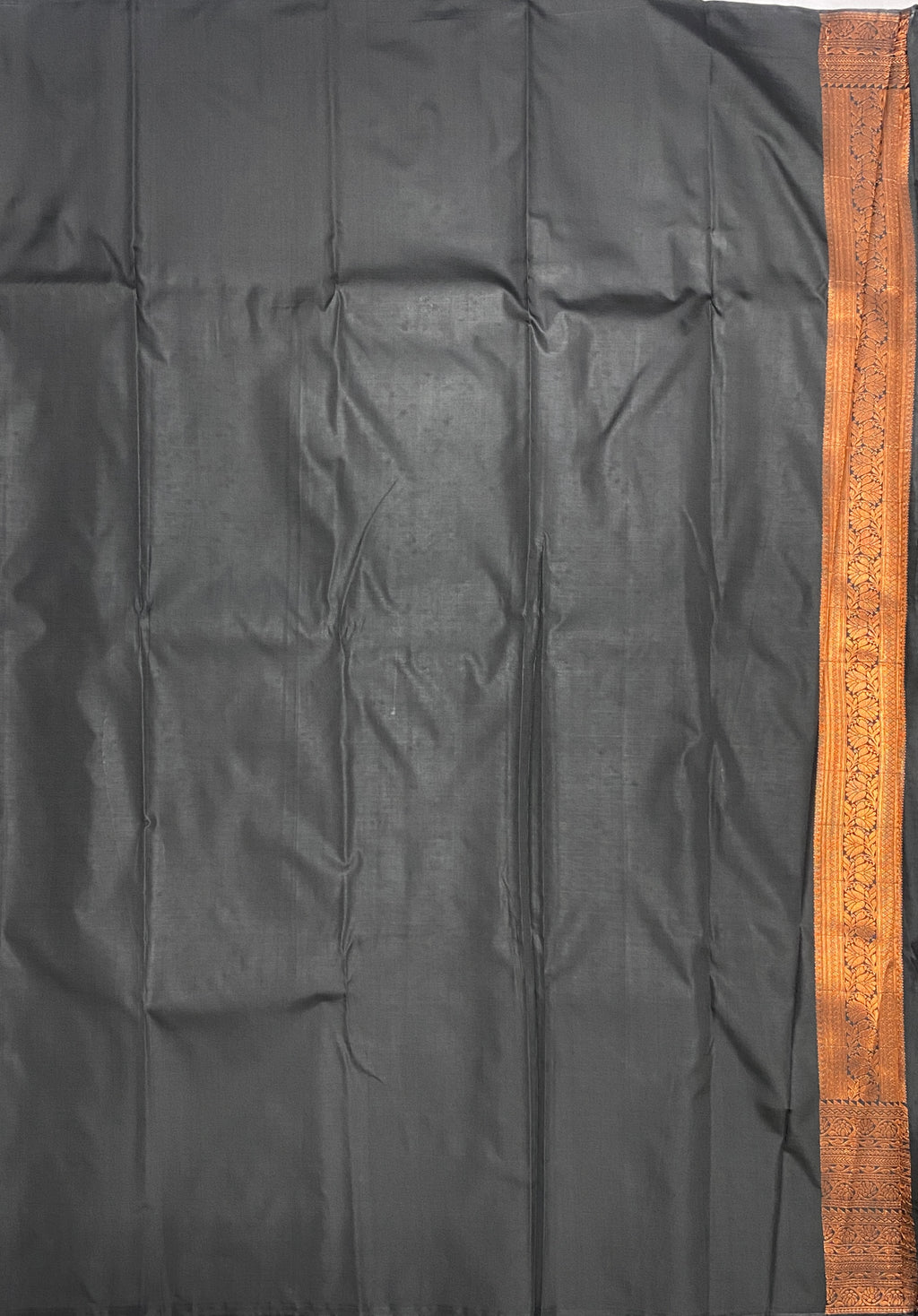 VSAS46 - black color body ,color pallu , blouse.