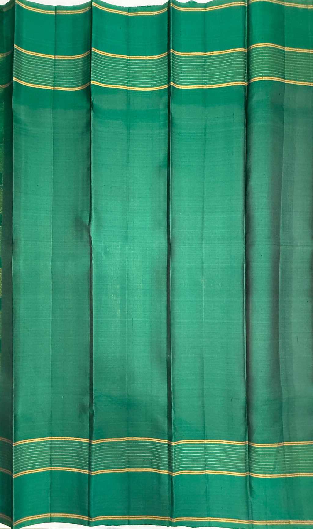 VSF1084 - baby pink color body , peacock green color pallu,blouse - Pure silk saree