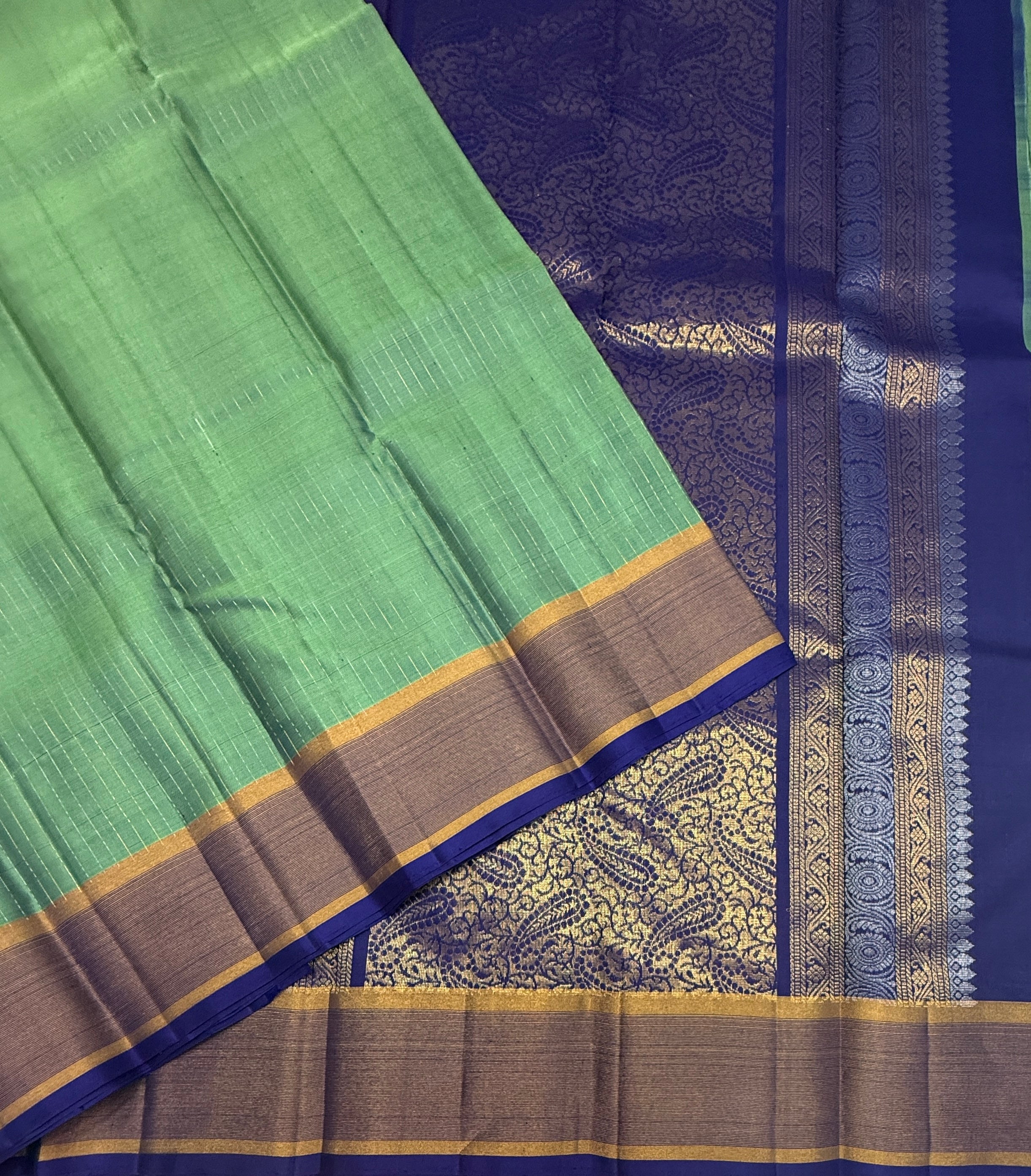 VSF1090 - dual green color body , violet color pallu,blouse - Pure silk saree