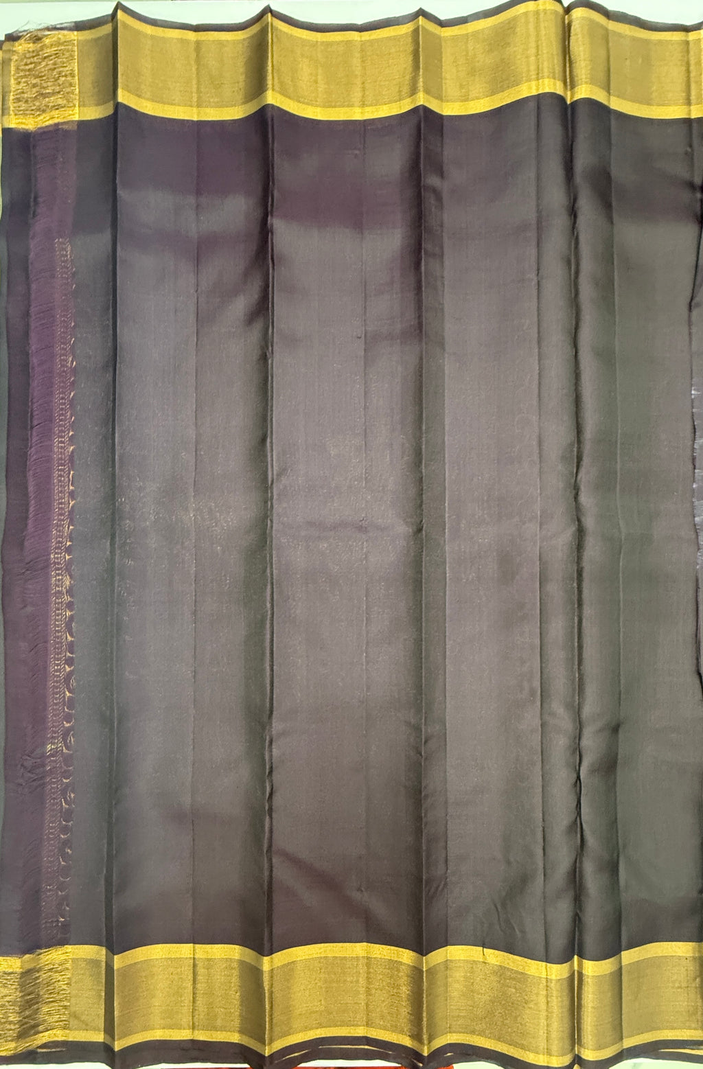VSF1092 - grey color body , dark purple color pallu,blouse - Pure silk saree