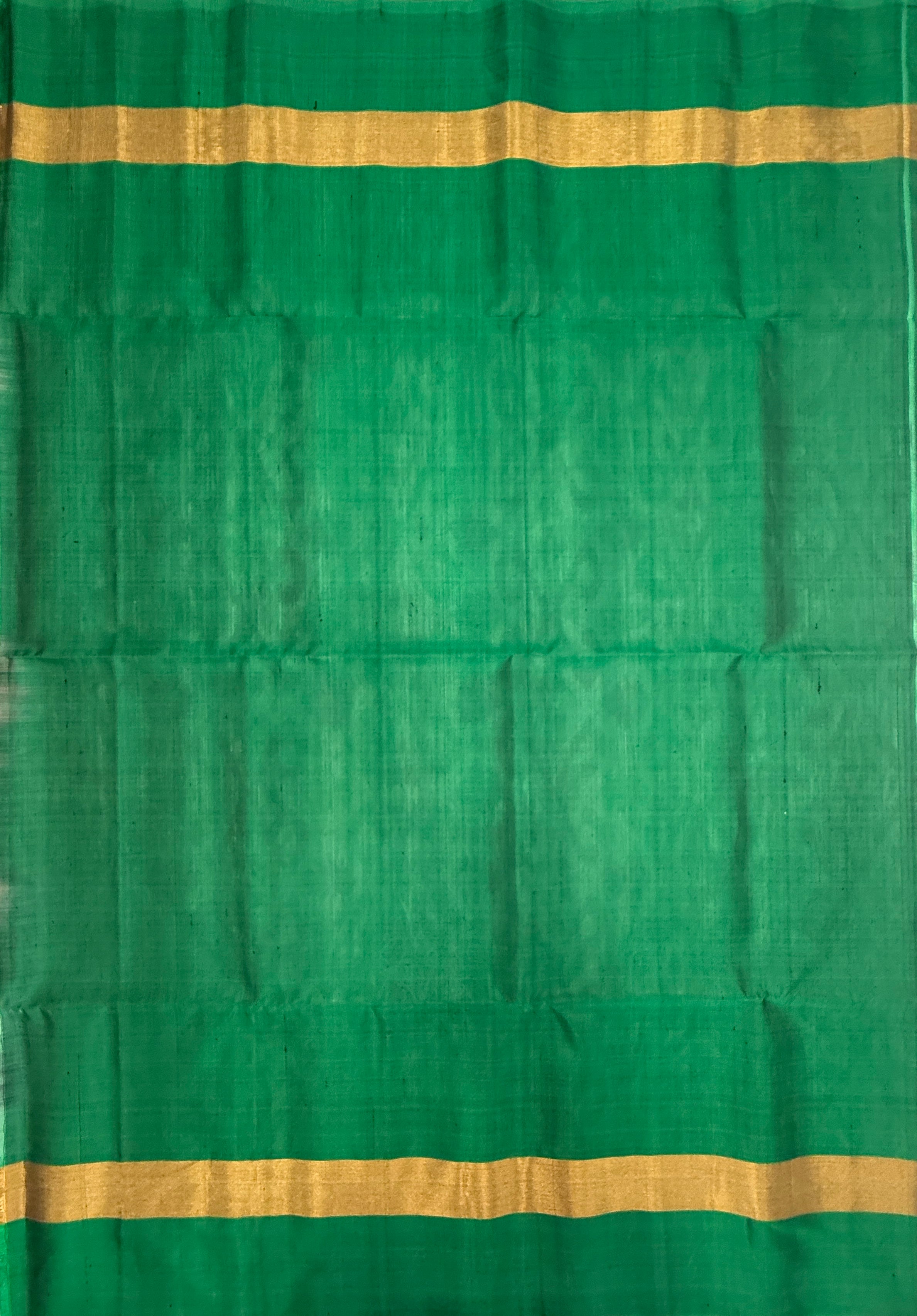 VSIS468 - half white color body , green color pallu , blouse - Pure silk saree
