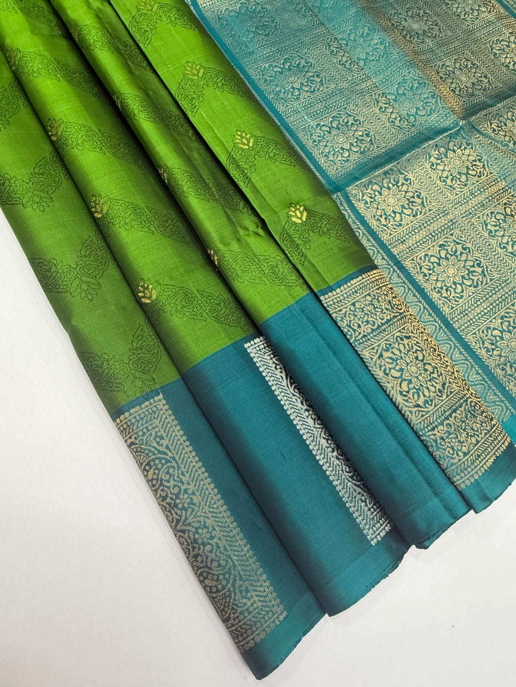 VSF1097 - olive green color body , peacock blue color pallu,blouse - Pure silk saree