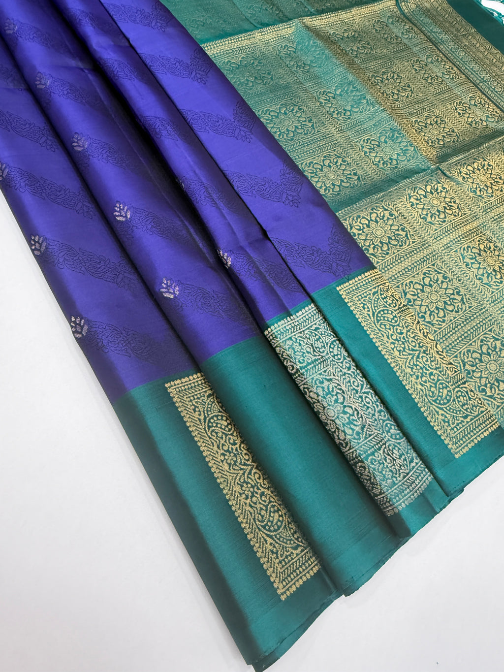 VSF1099 - ink blue color body , peacock blue color pallu,blouse - Pure silk saree