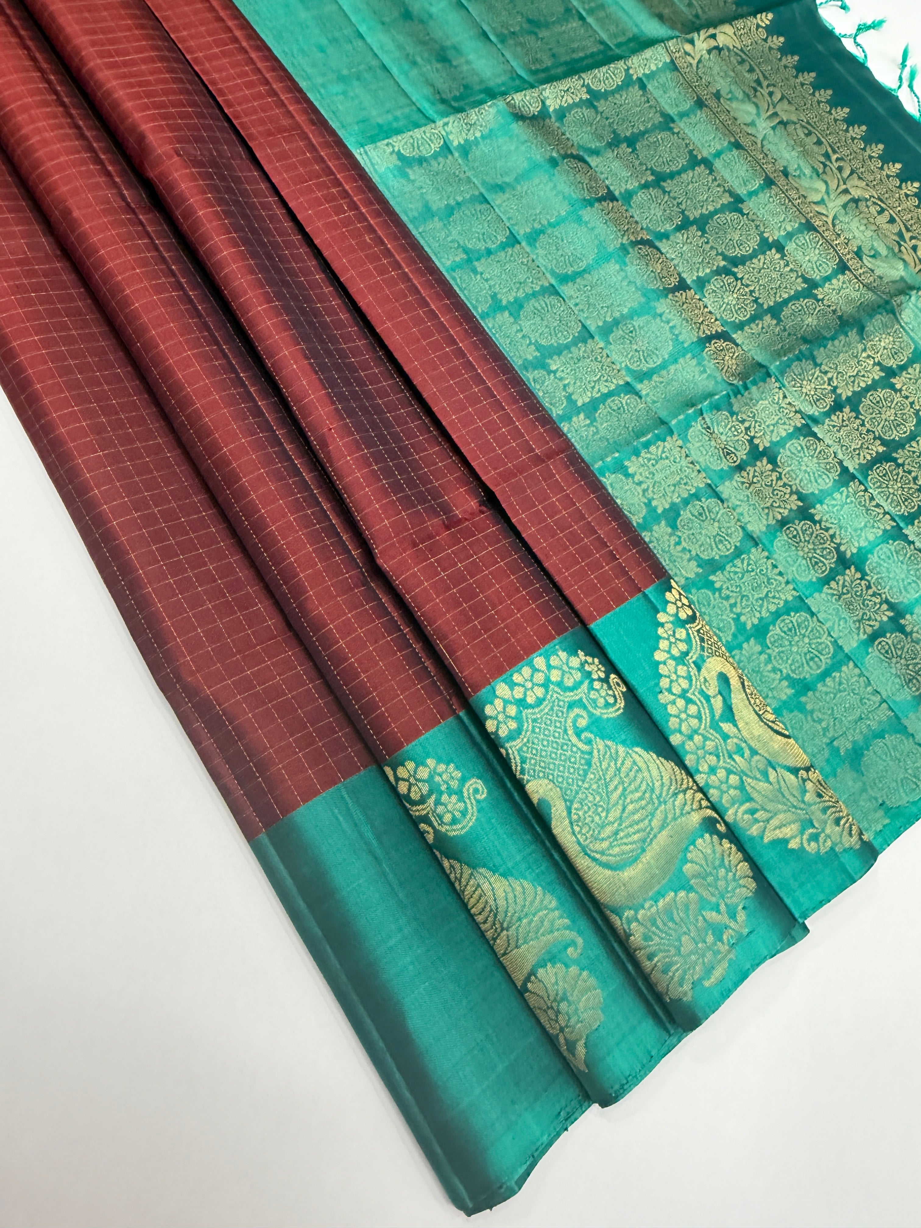 VSF1102 - maroon color body ,sea blue color pallu,blouse - Pure silk saree