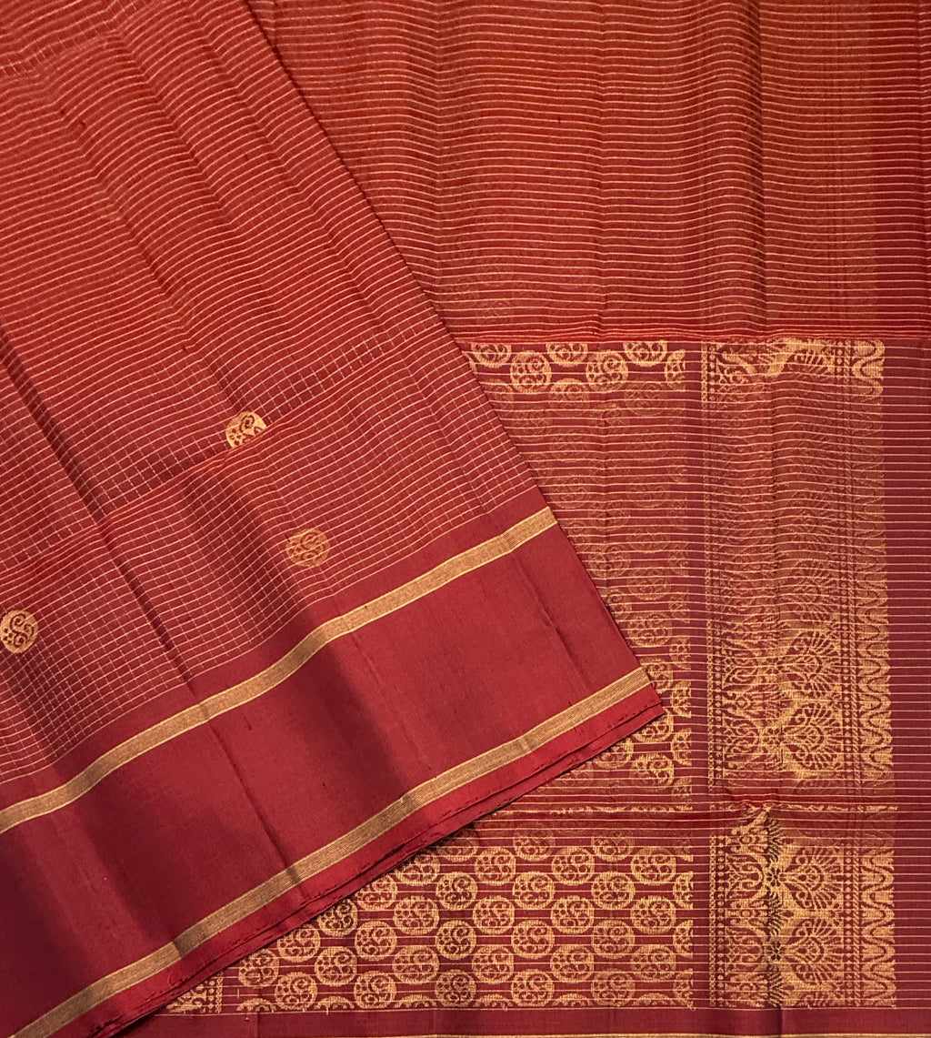 VSF1107 - maroon color body , color pallu,blouse - Pure silk saree