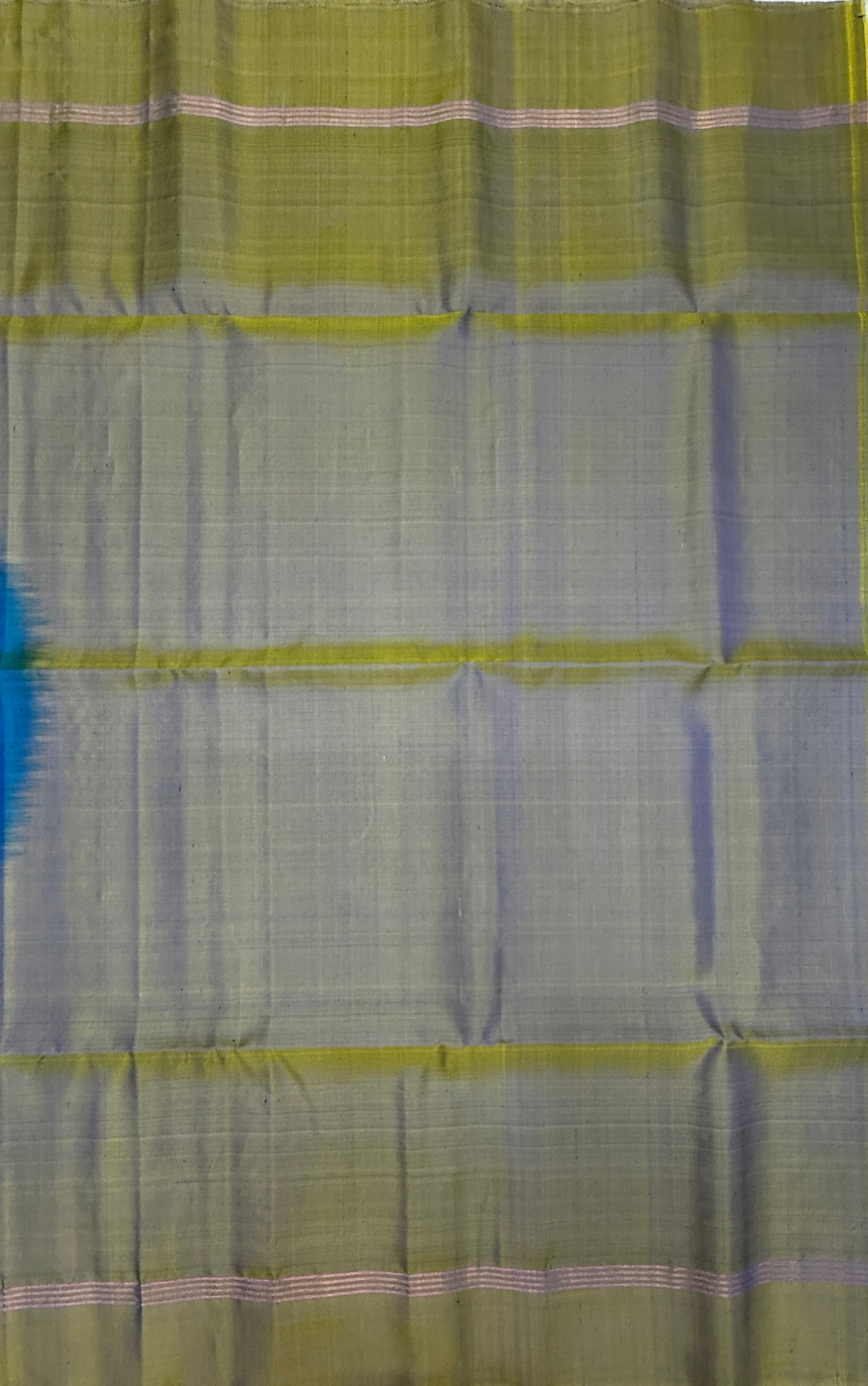 VSA670 - dual blue color body , green color pallu , blouse pure silk saree