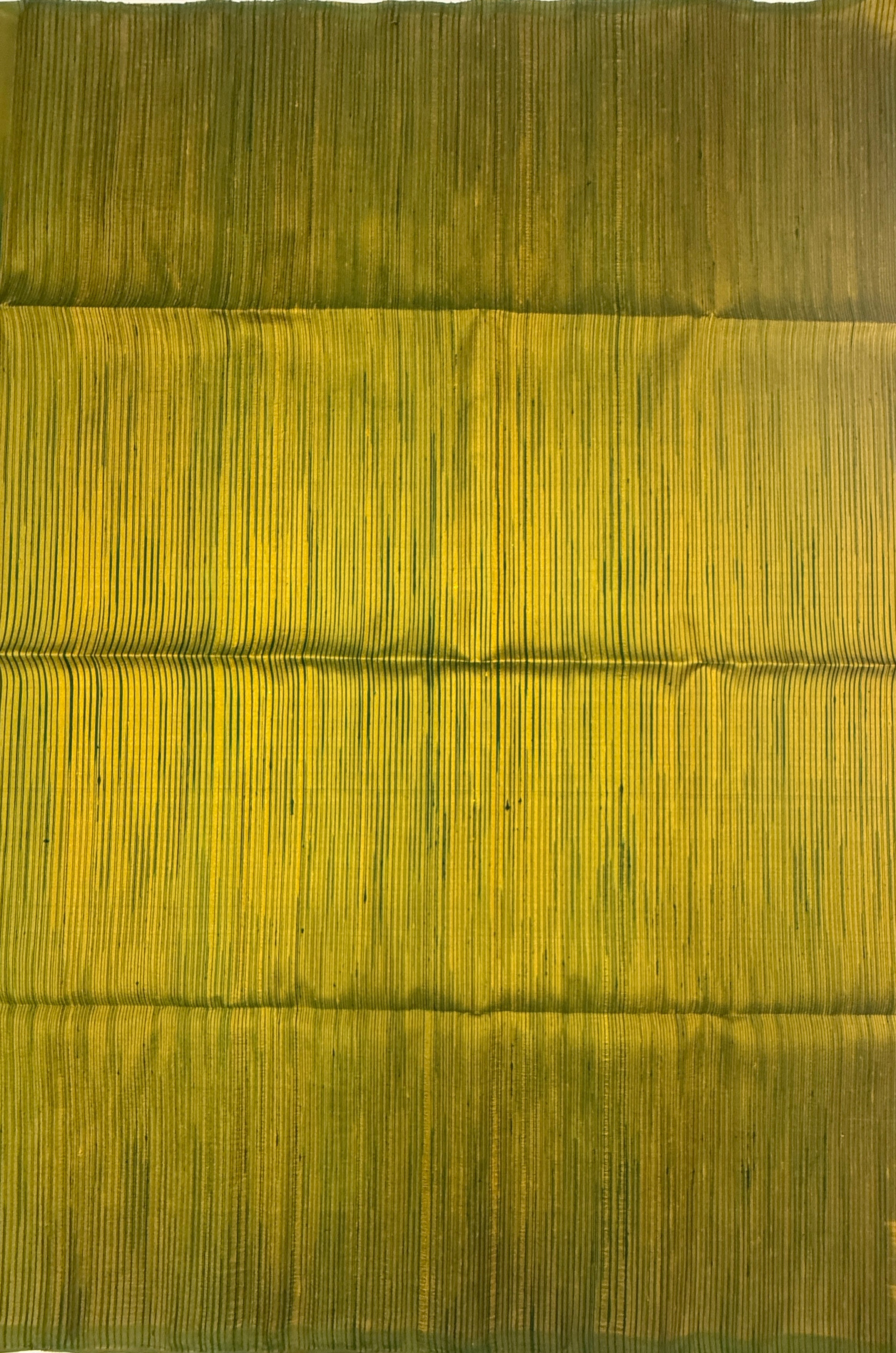 VSD153 - dark green color body , green with yellow color pallu,blouse - Pure silk saree