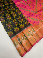VSIS470 - black color body , pink color pallu , blouse - Pure silk saree