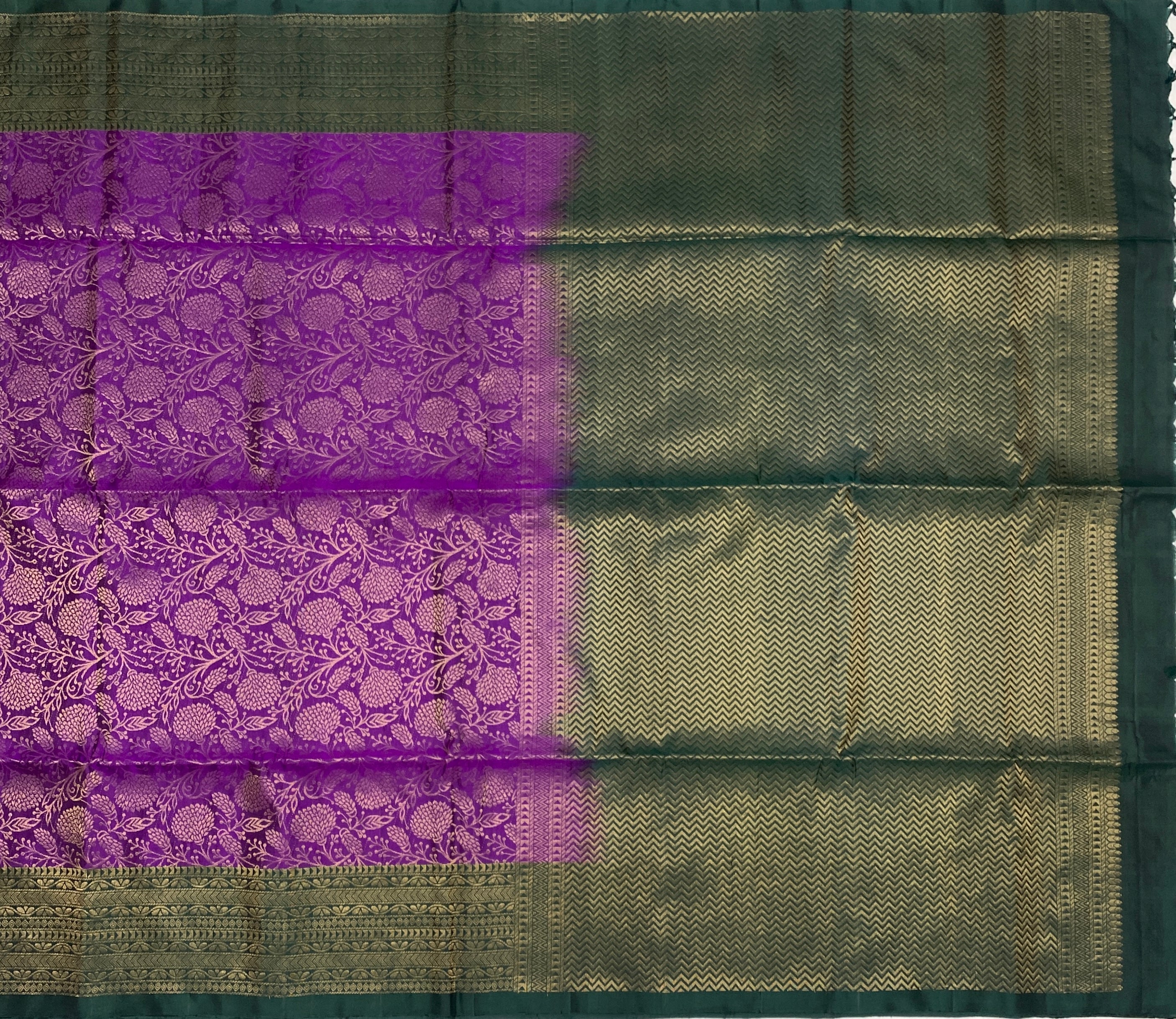 VSA72 - purple color body & bottle green color pallu , blouse pure silk saree