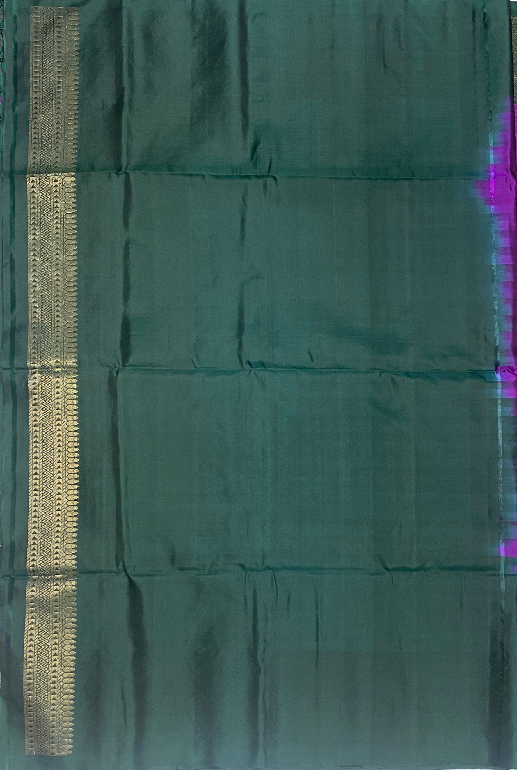 VSA72 - purple color body & bottle green color pallu , blouse pure silk saree