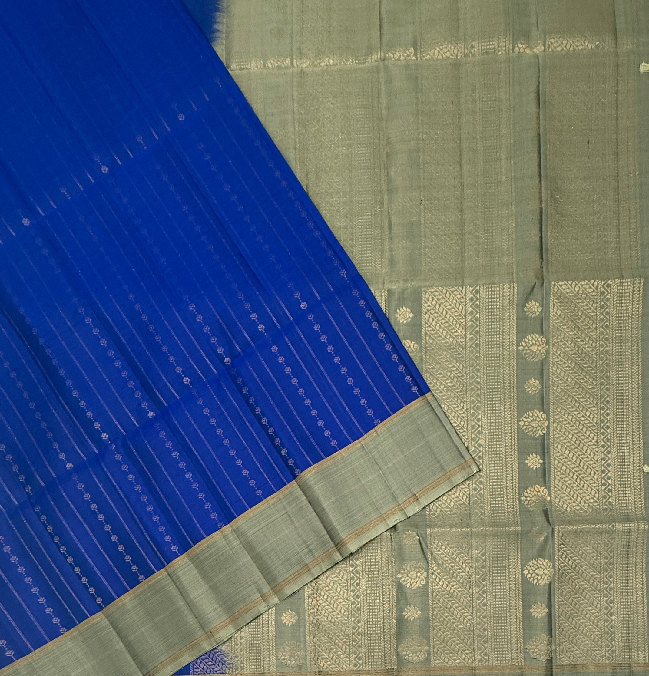 VSF1112 - ink blue color body , beige color pallu,blouse - Pure silk saree
