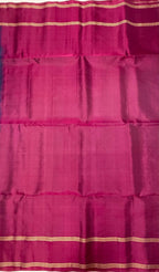 VSCB582 - peacock green color body , magenta color pallu , blouse - Pure silk saree