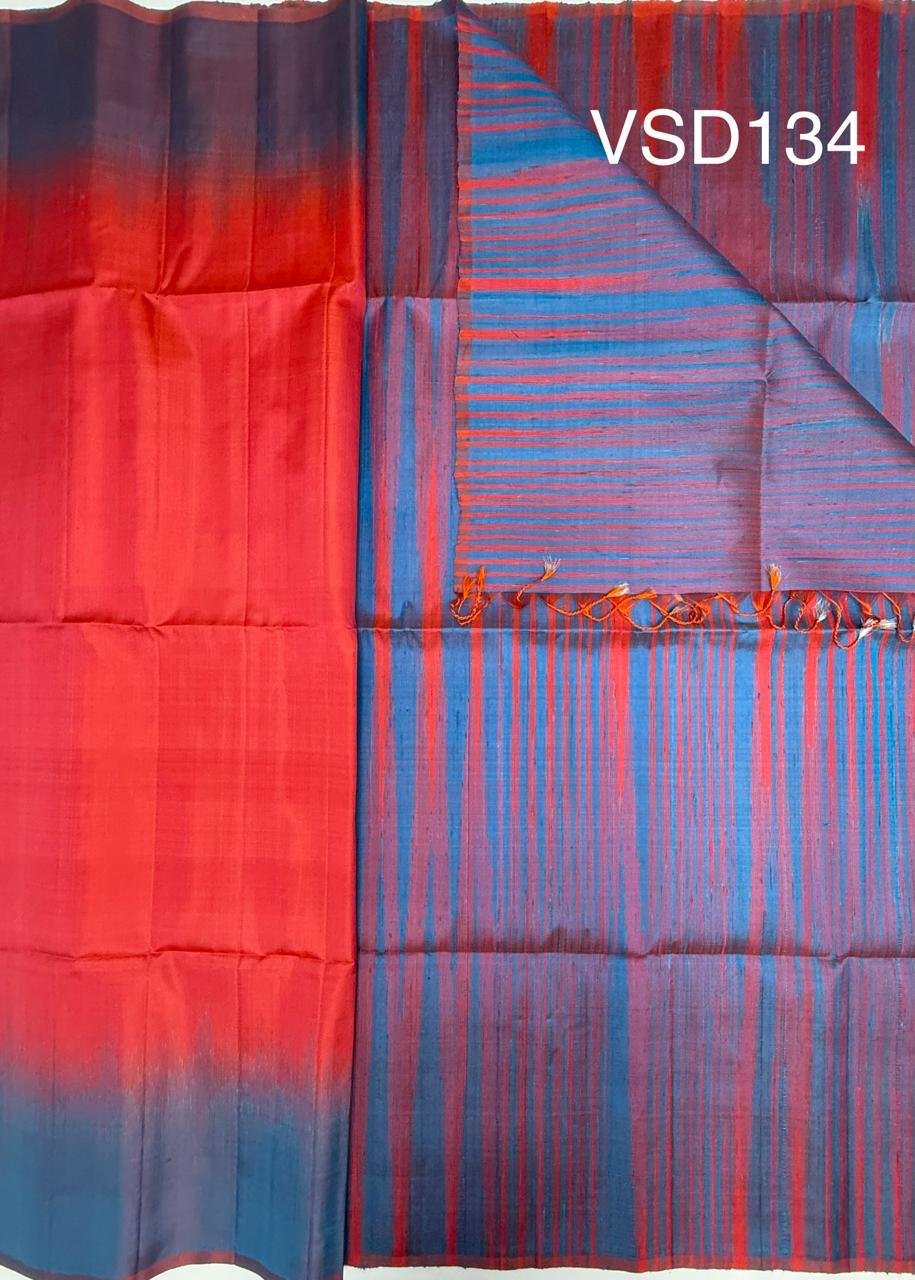 VSD134 - tomato red color body &amp; blue color pallu,blouse - Pure silk saree