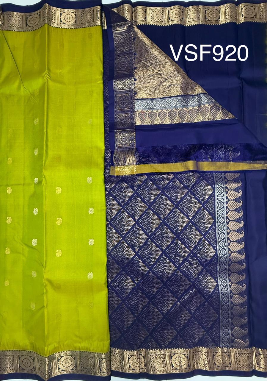 VSF920 - radium green color body , navy blue color pallu,blouse - Pure silk saree