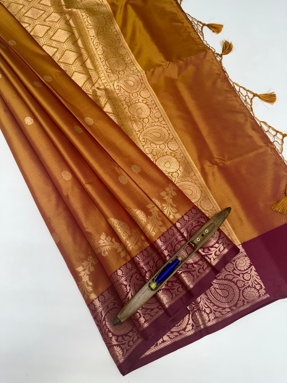 VSAS1143 - honey brown color body ,pallu , blouse.