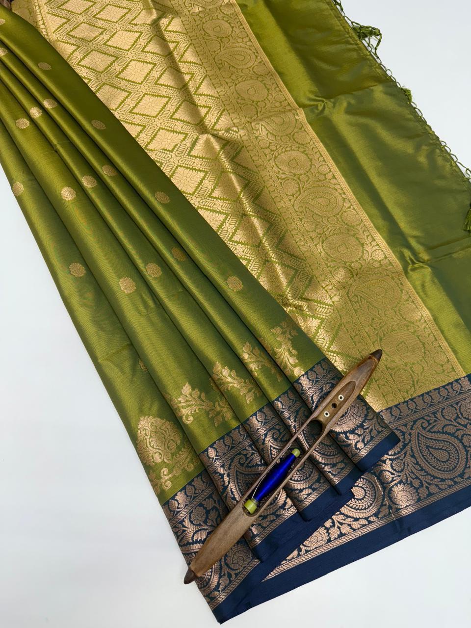 VSAS1144 - mehandi green color body ,pallu , blouse.