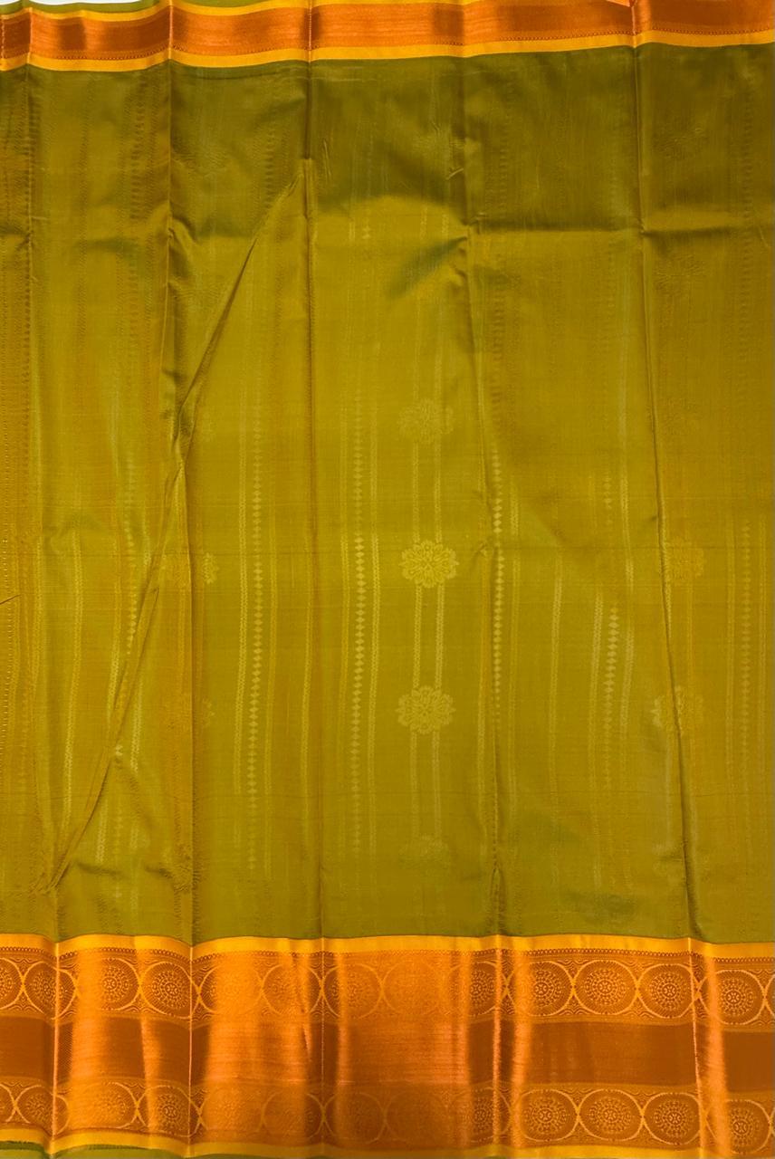 VSAS1162 - green color body , yellow with green color pallu , blouse.