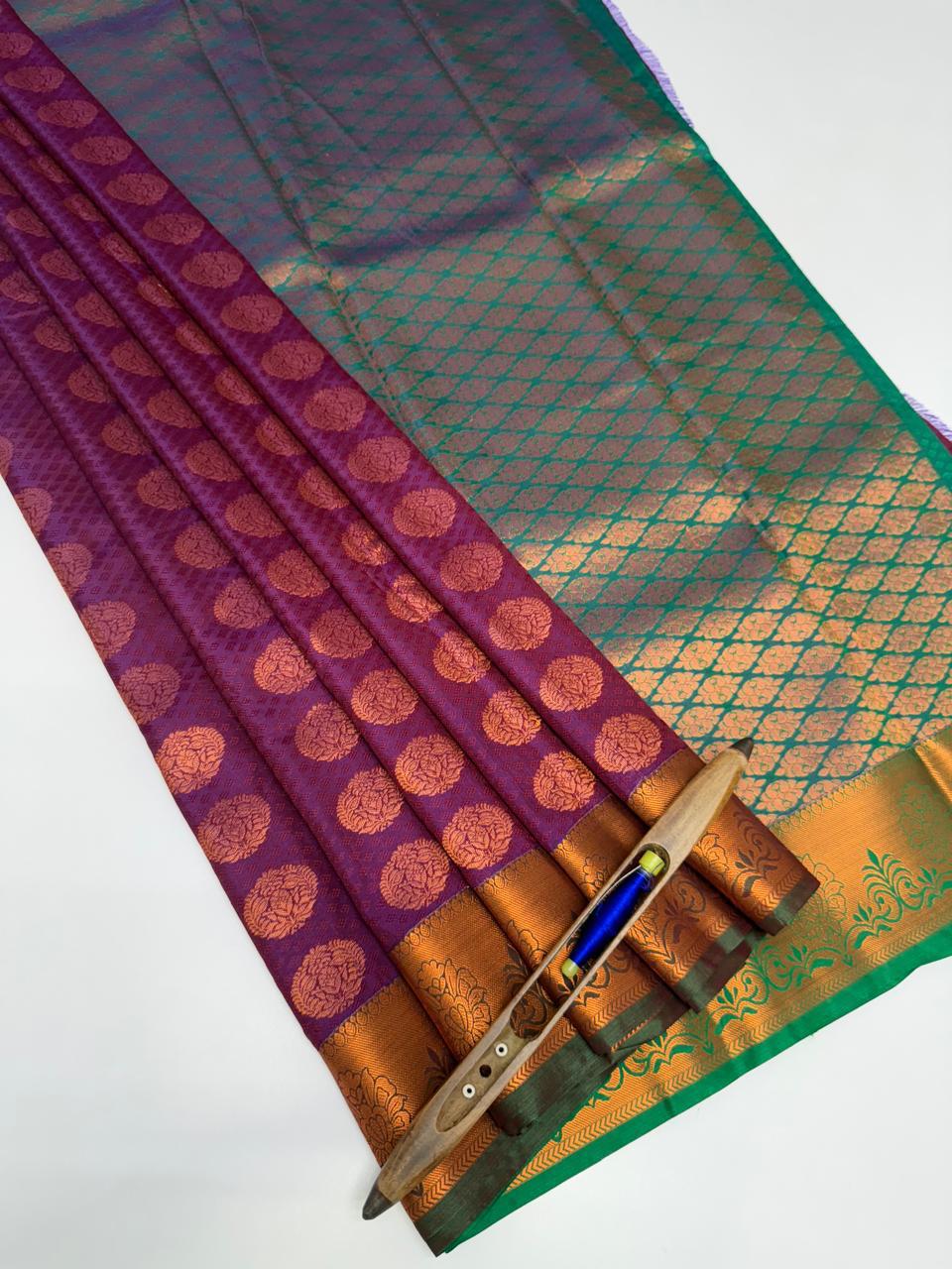 VSAS1188 - purple color body , peacock green color pallu , blouse.