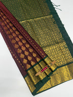 VSAS1237 - maroon color body , bottle green color pallu , blouse.