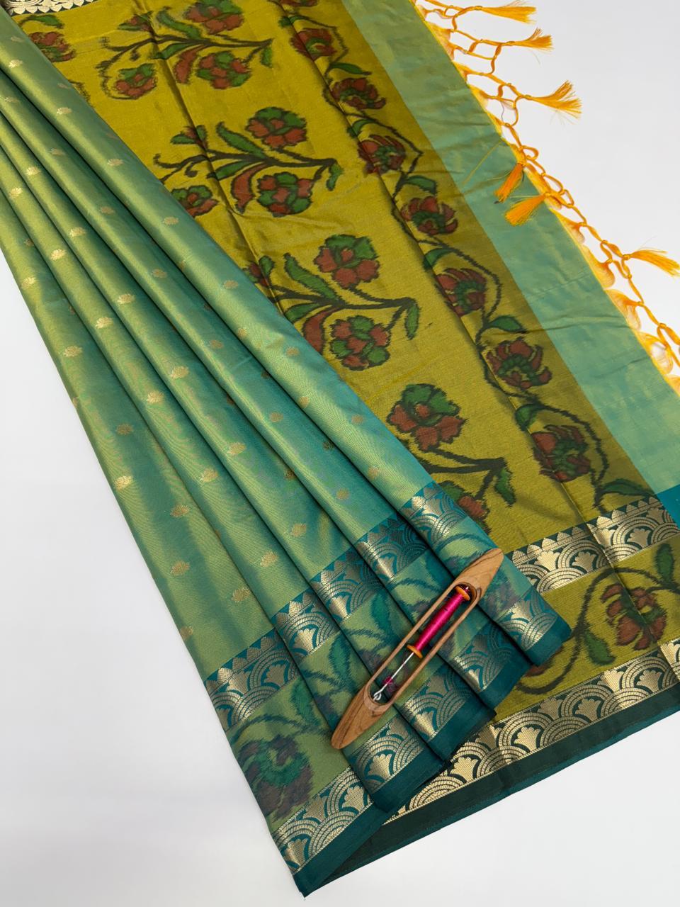 VSAS1272 - dual green color body , mehandi green color pallu , blouse.