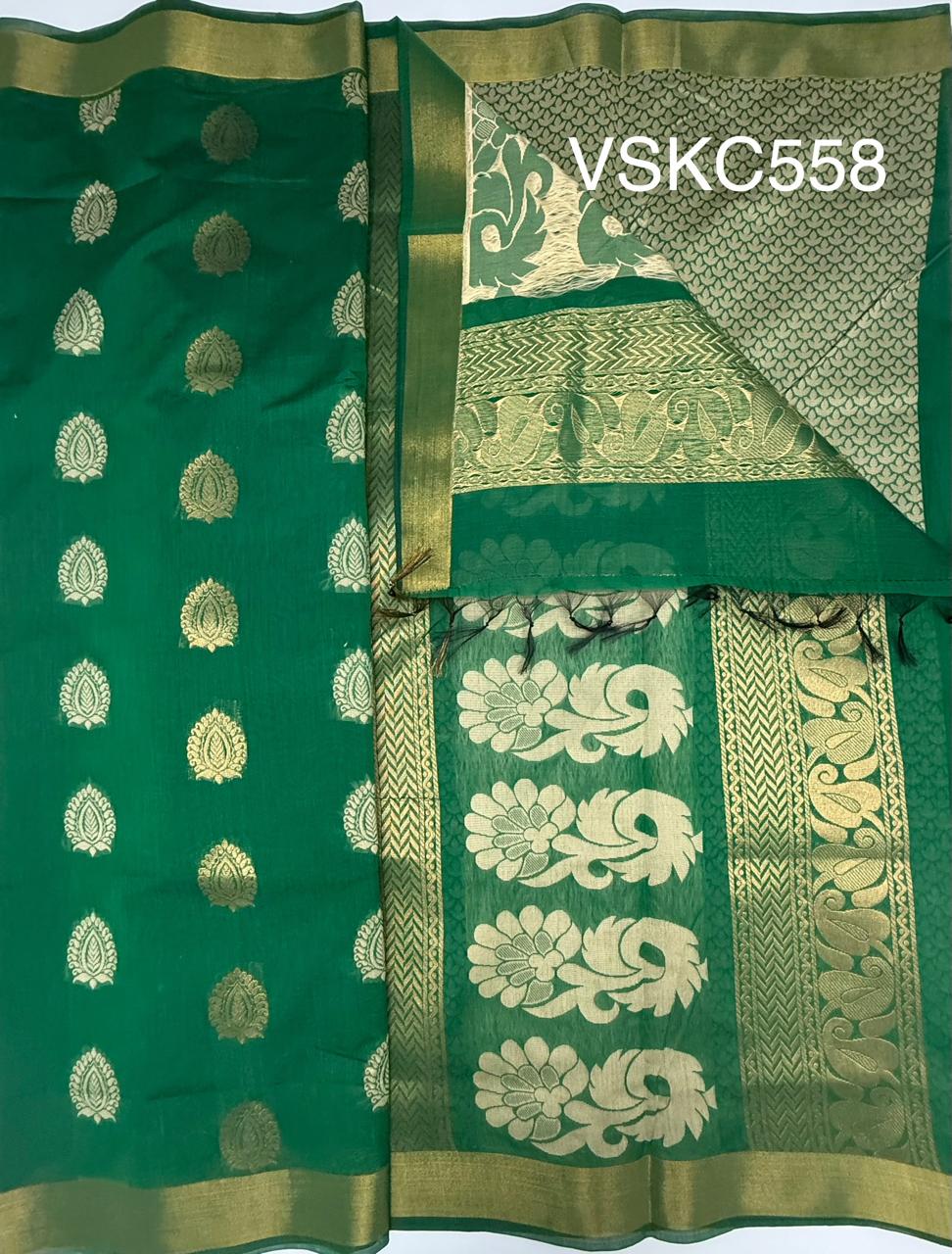 VSKC558 - green color body,pallu , blouse.