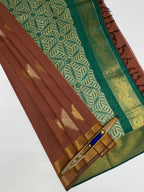 VSKC570 - onion brown color body , green color pallu , blouse.