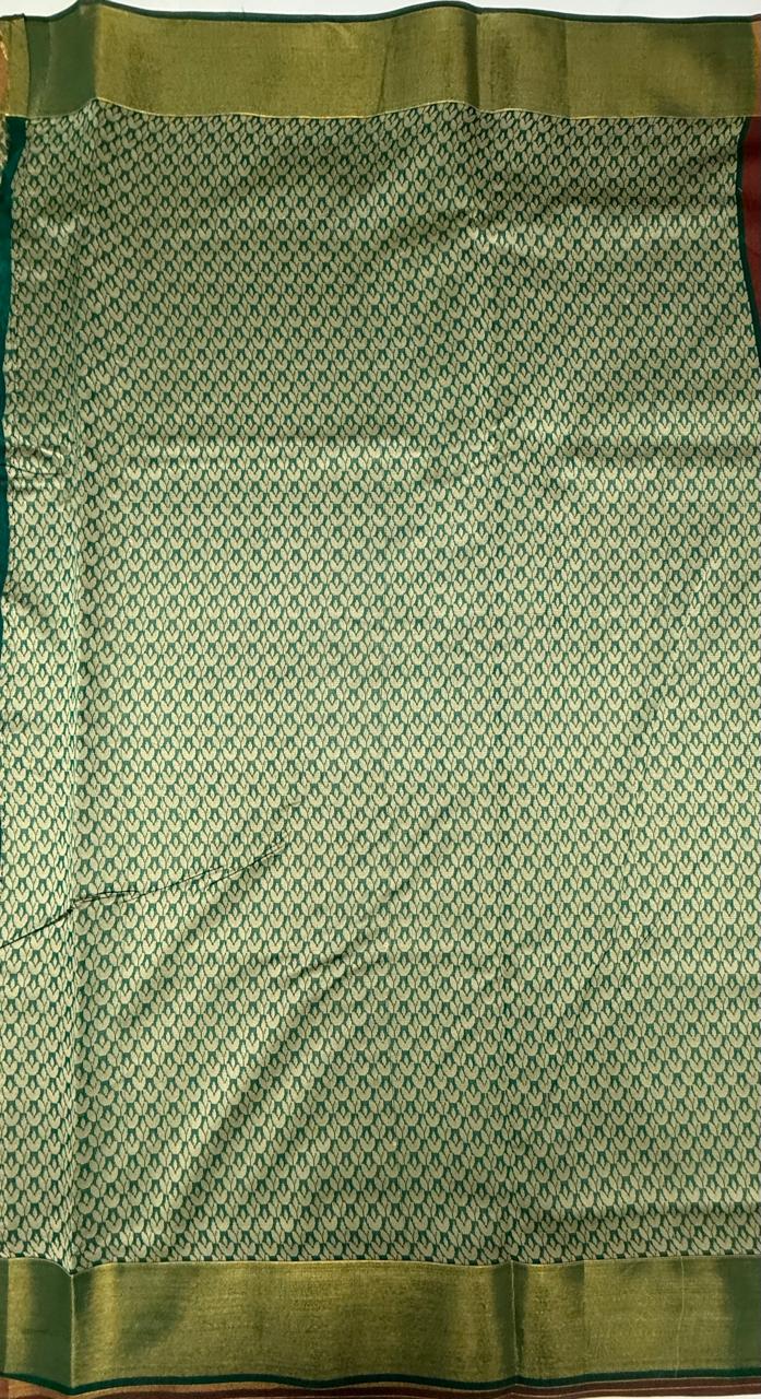 VSKC570 - onion brown color body , green color pallu , blouse.