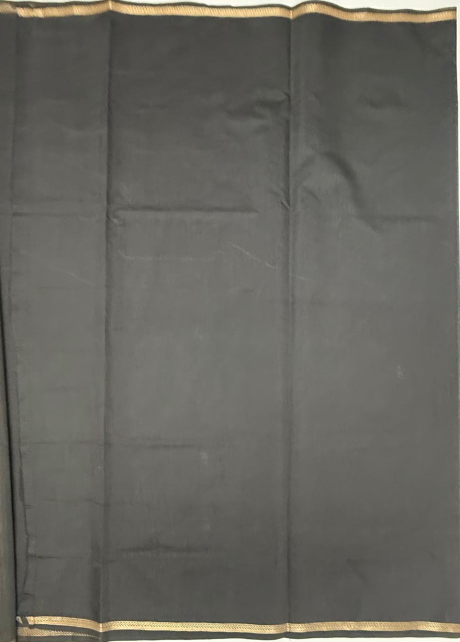 VSC993 - black color body, pallu,blouse.