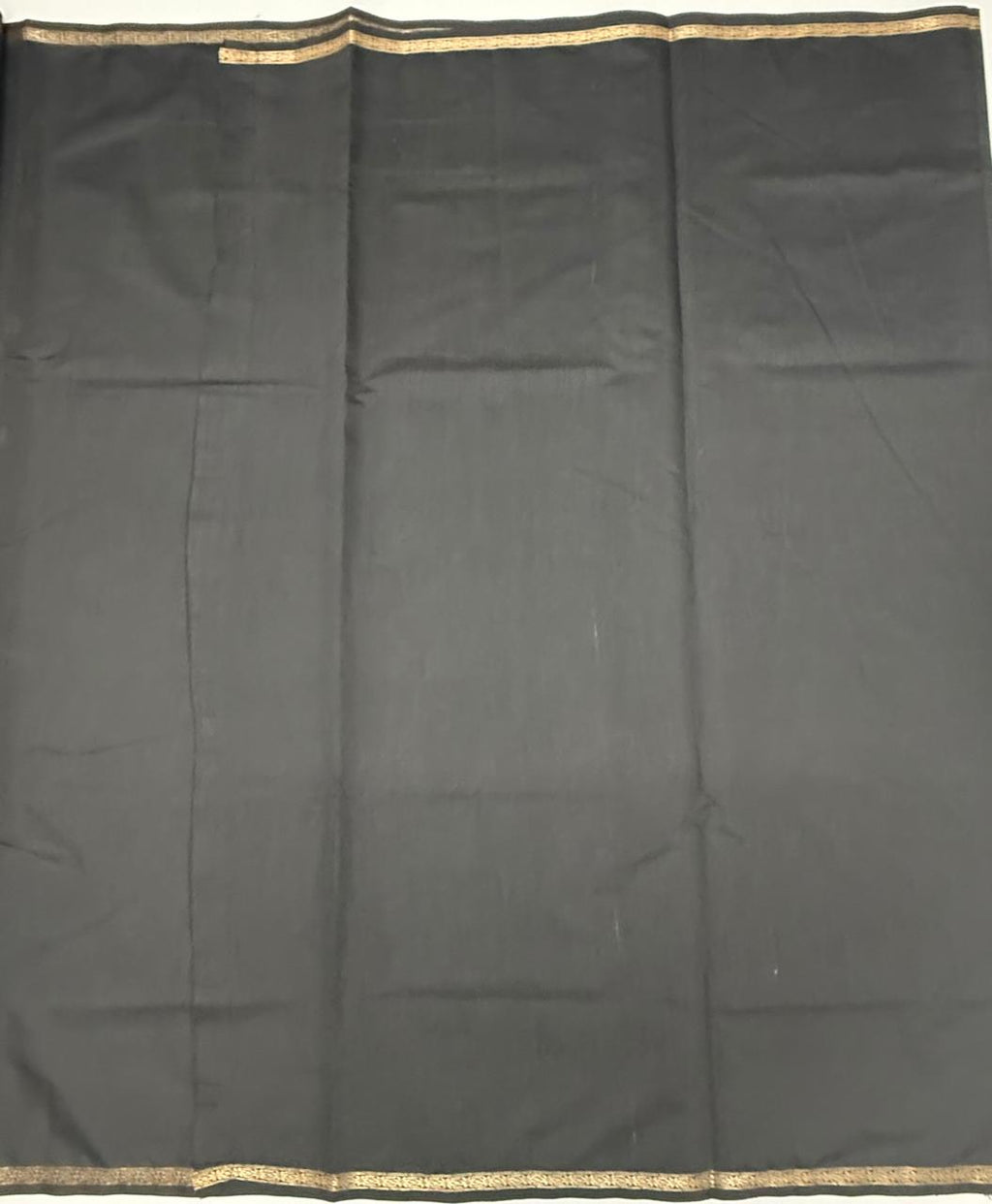 VSC997 - black color body, pallu,blouse.