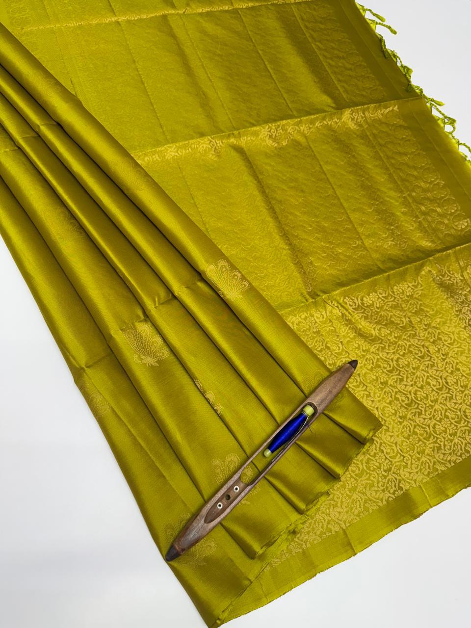 VSM14 - green color body,pallu , blouse&nbsp;