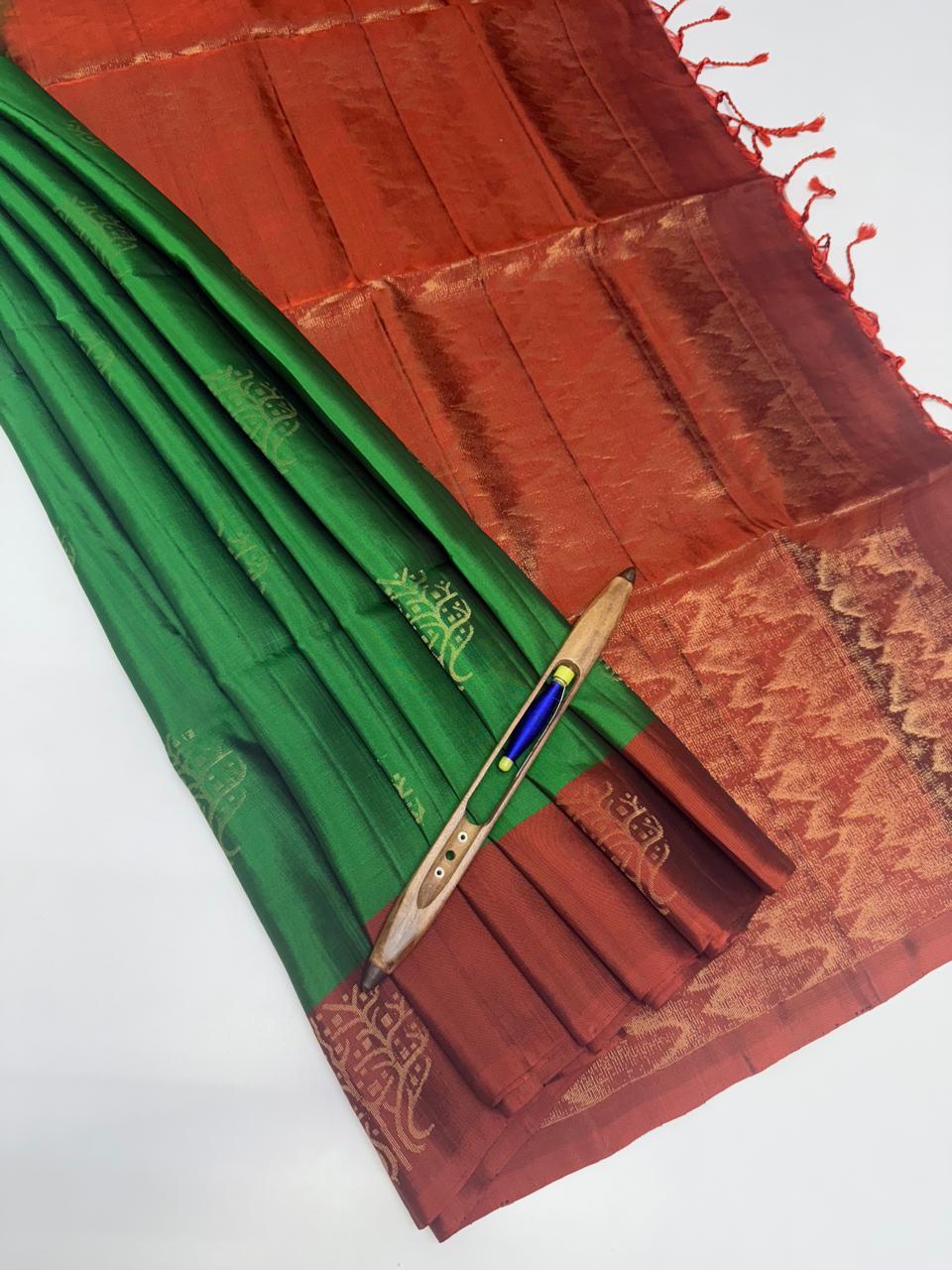 VSM32 - green color body , brick red color pallu , blouse&nbsp;