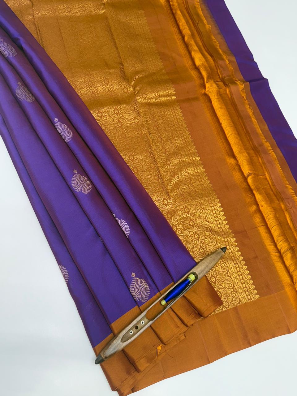 VSM85 - violet color body , mustard color pallu , blouse&nbsp;