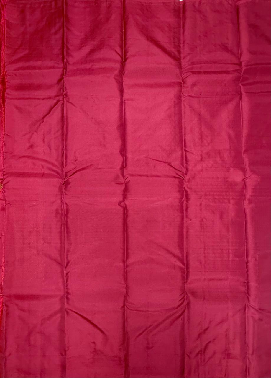 VSM92 - lavender color body , maroon color pallu , blouse&nbsp;