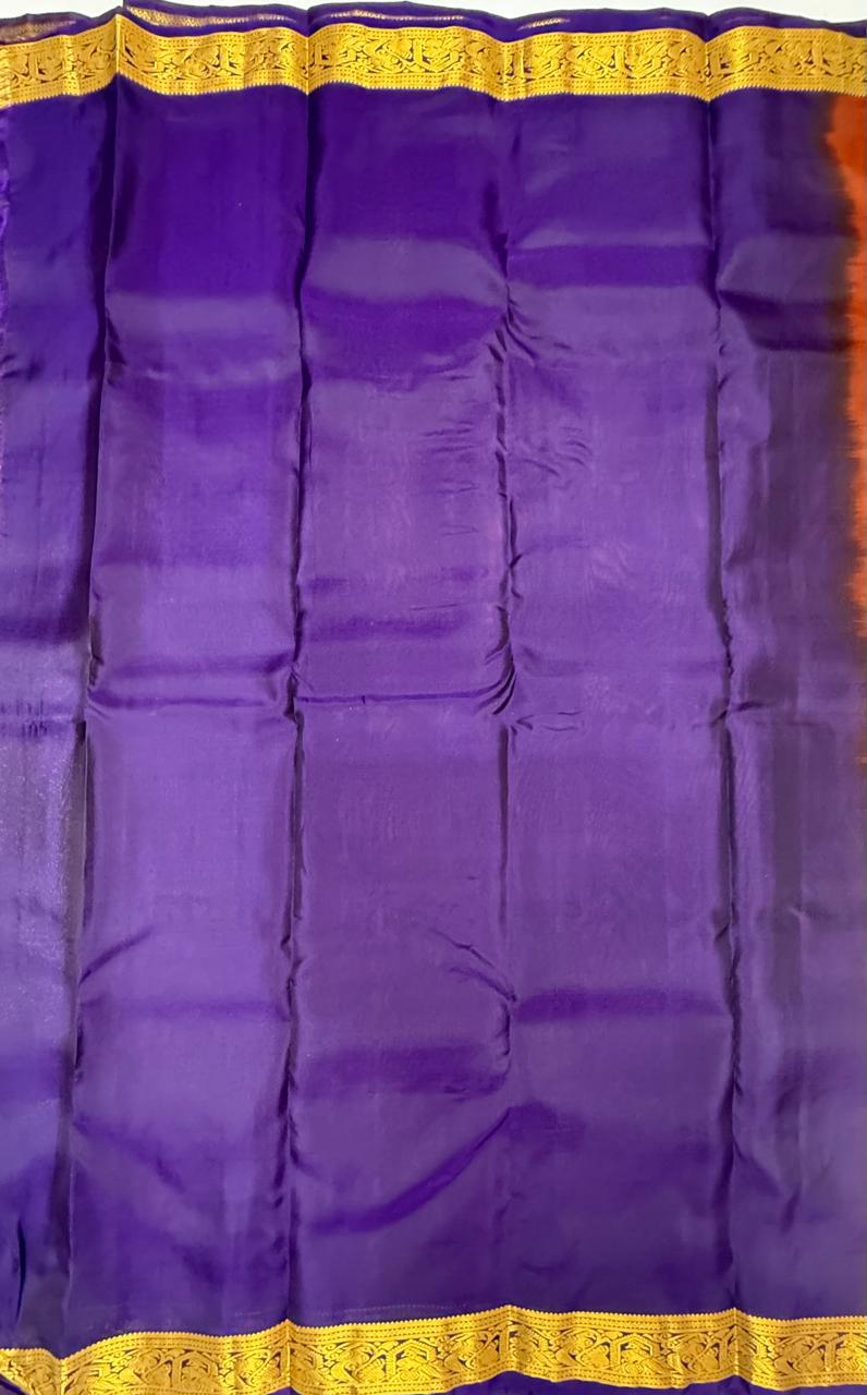 VSM98 - peacock green color body , violet color pallu , blouse&nbsp;
