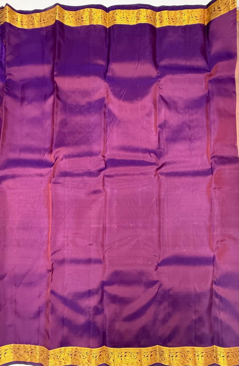 VSM101 - onion pink color body , violet color pallu , blouse&nbsp;