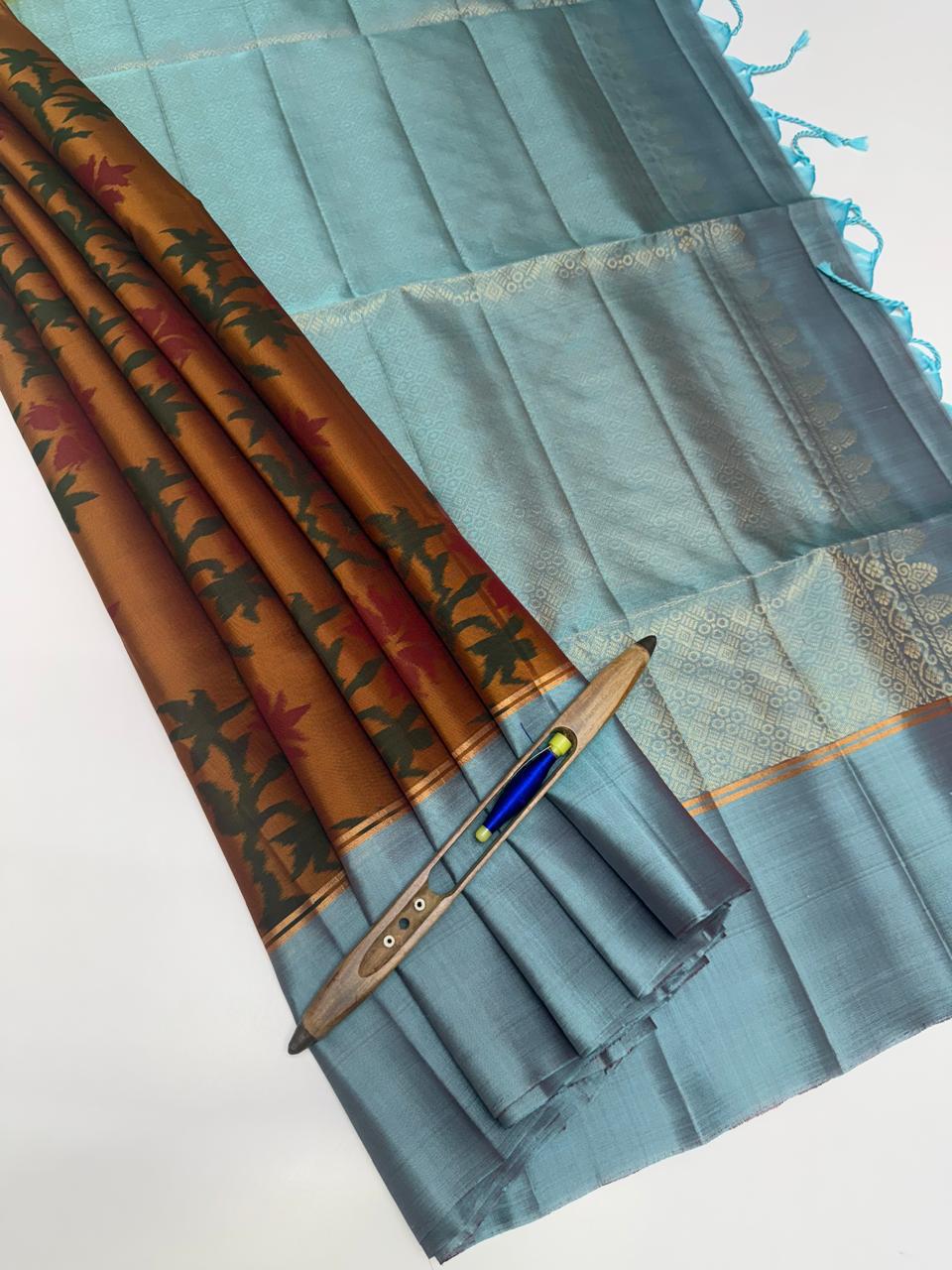 VSM154 - honey brown color body , sky blue color pallu , blouse&nbsp;
