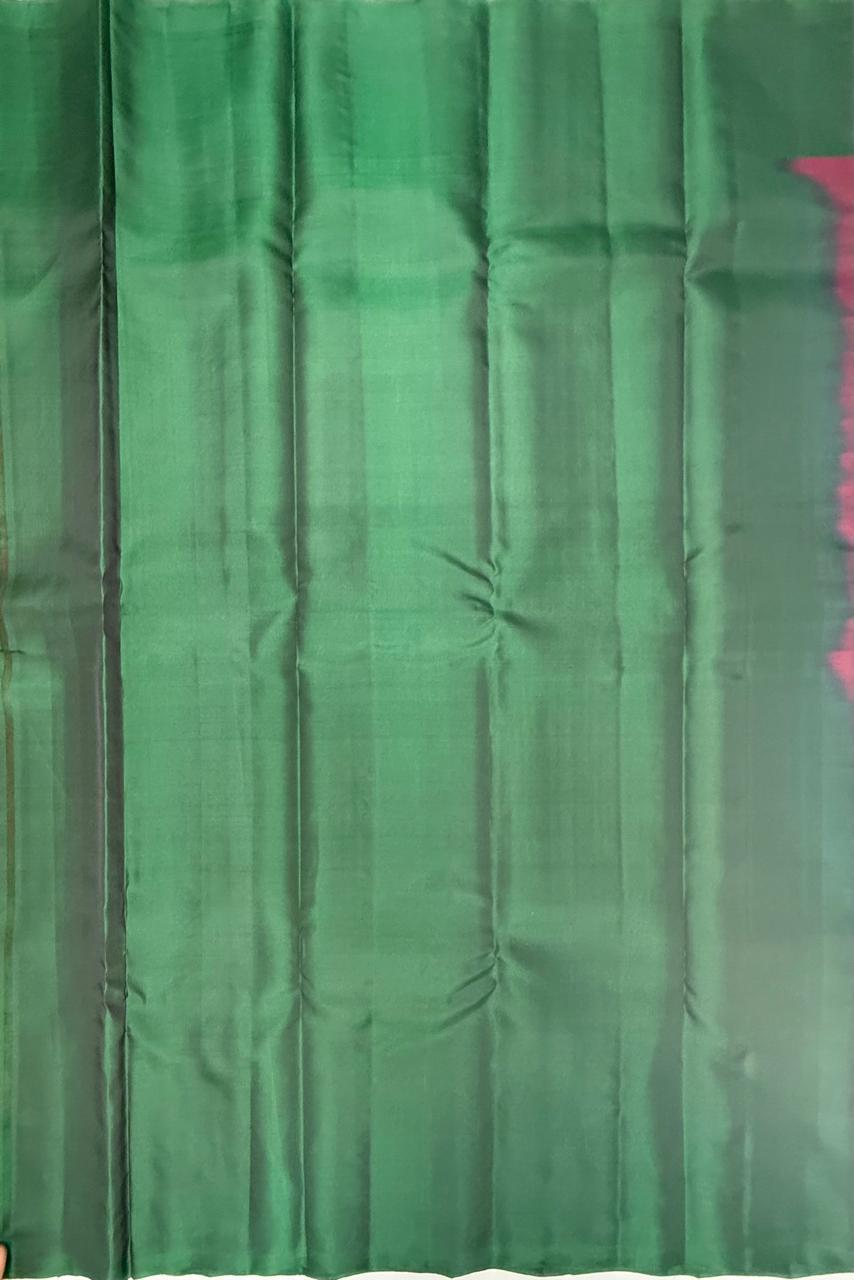 VSM212 - purple color body , green color pallu , blouse&nbsp;
