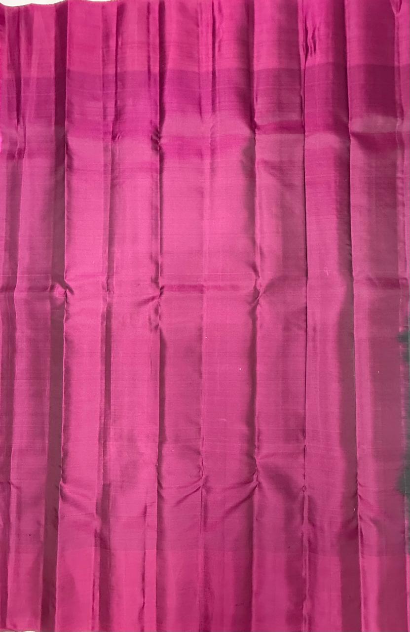 VSM220 - mehandi green color body , purple color pallu , blouse&nbsp;