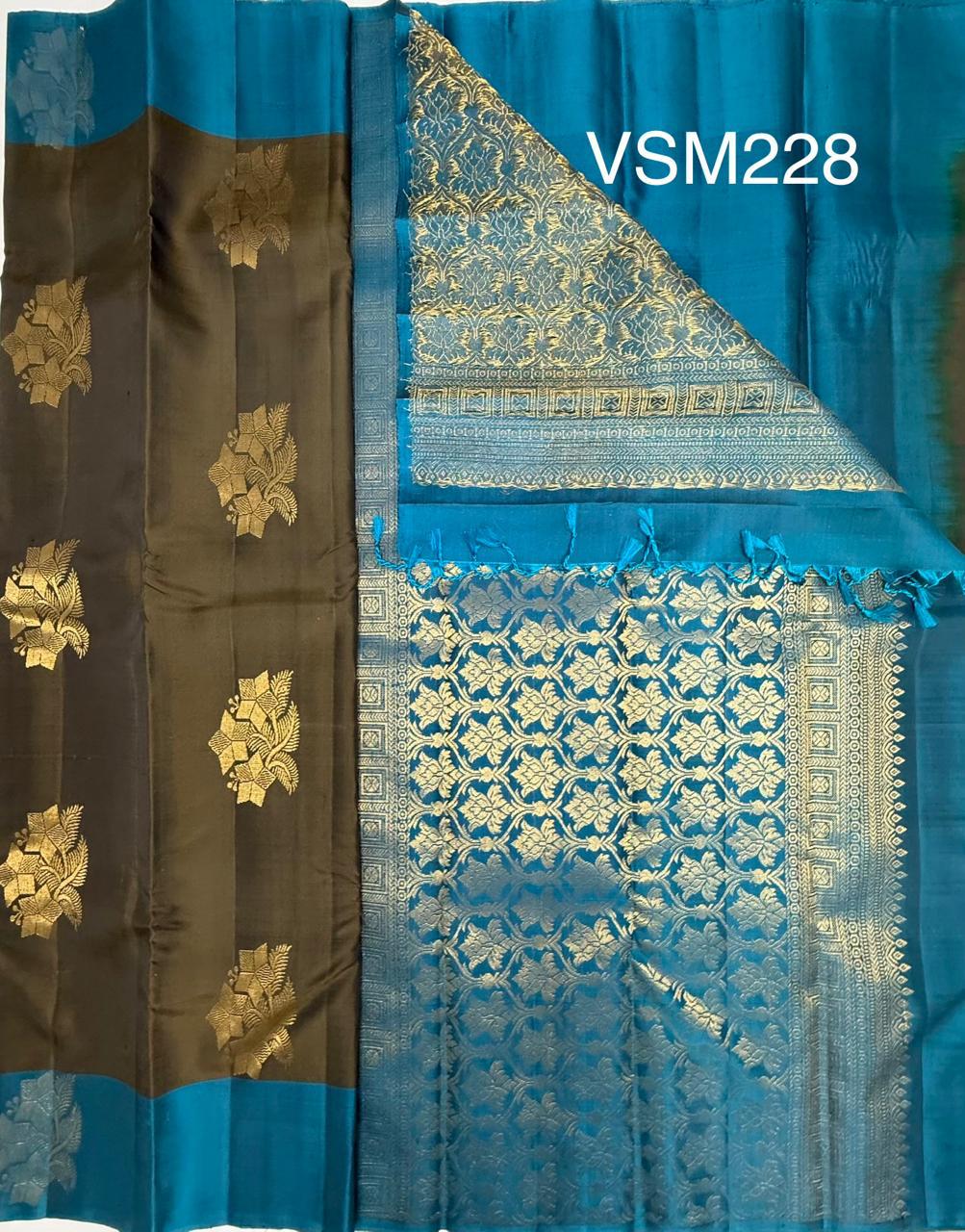 VSM228 - cow dung green color body , blue color pallu , blouse&nbsp;