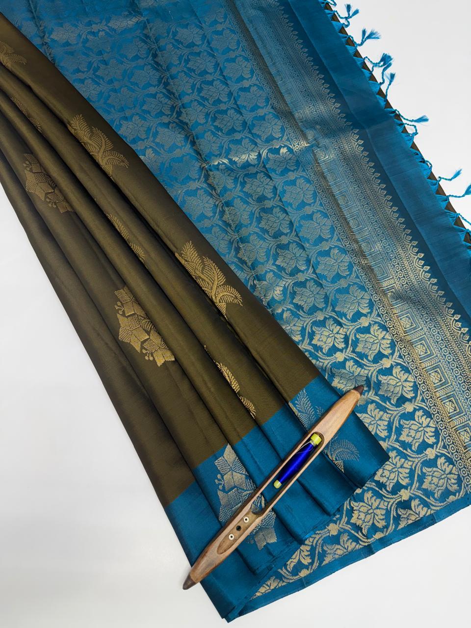 VSM228 - cow dung green color body , blue color pallu , blouse&nbsp;