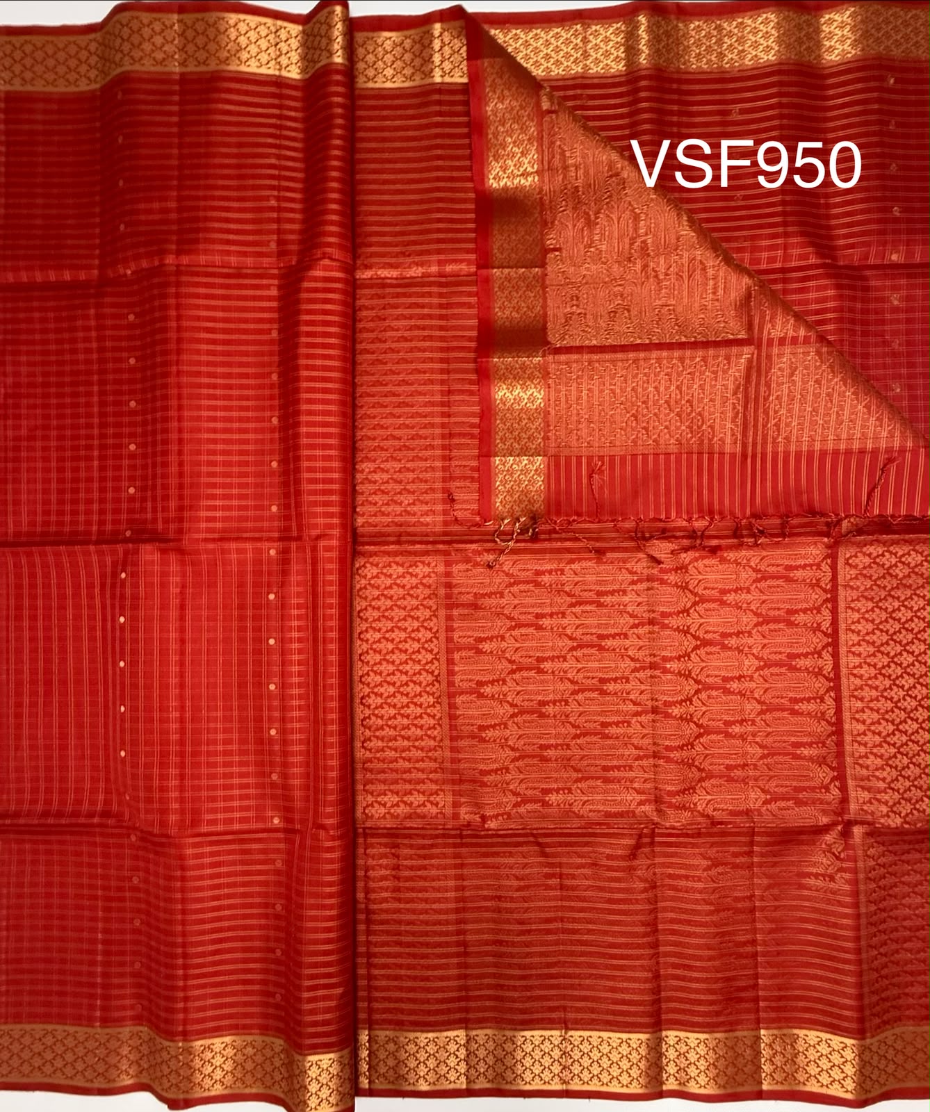 VSF950 - red color body,pallu,blouse - Pure silk saree