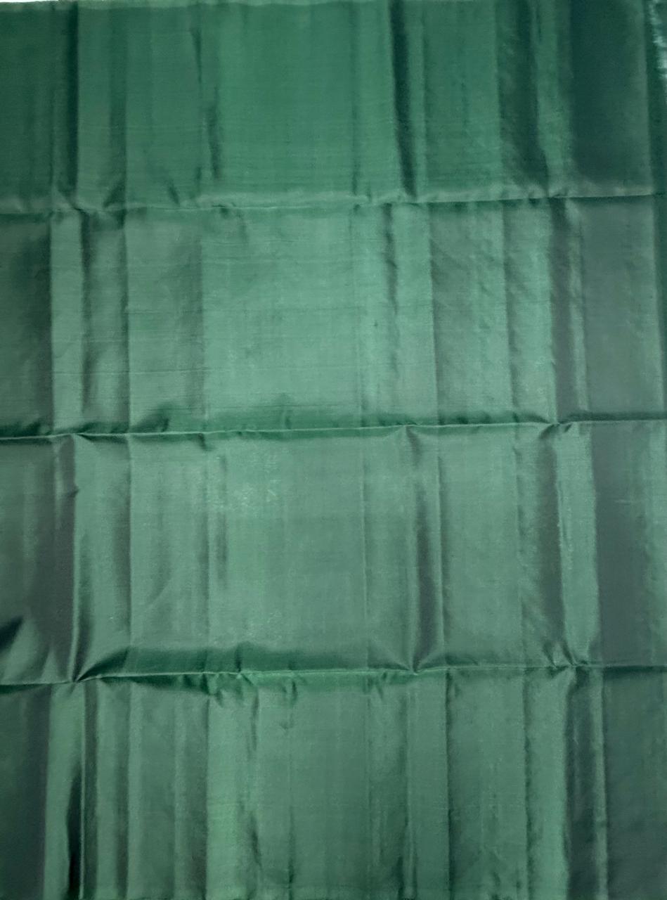 VSS475 - bottle green color body, pallu , blouse pure silk saree